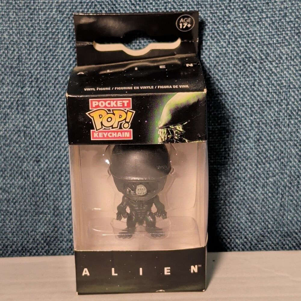 Funko Pocketz  XENOMORPH Vinyl Figure Vaulted in Box